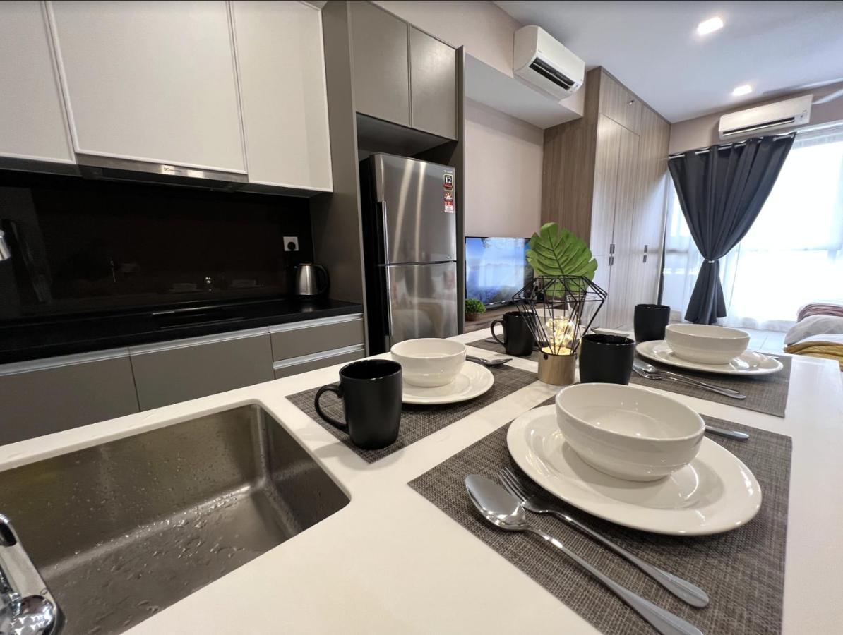 Free Parking # 2 Bed Family Bellsuite - Sepang Klia Kota Warisan Eksteriør bilde