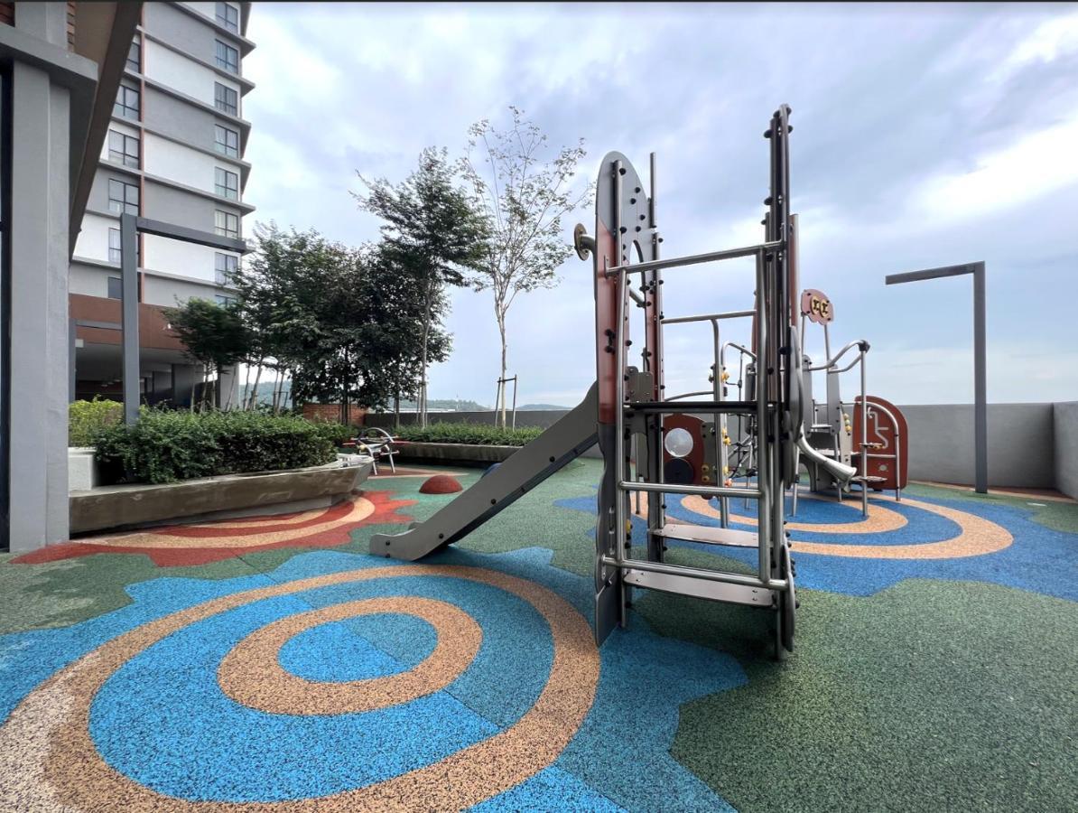 Free Parking # 2 Bed Family Bellsuite - Sepang Klia Kota Warisan Eksteriør bilde