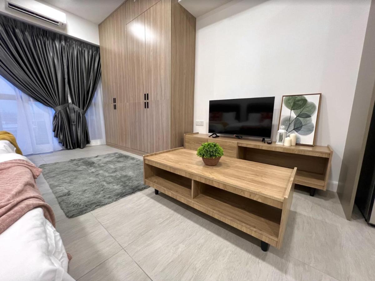 Free Parking # 2 Bed Family Bellsuite - Sepang Klia Kota Warisan Eksteriør bilde