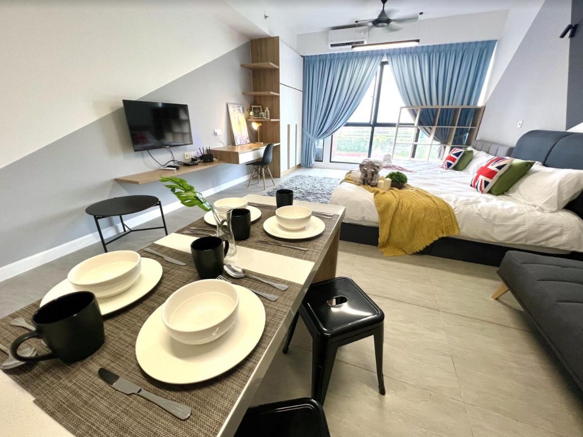 Free Parking # 2 Bed Family Bellsuite - Sepang Klia Kota Warisan Eksteriør bilde