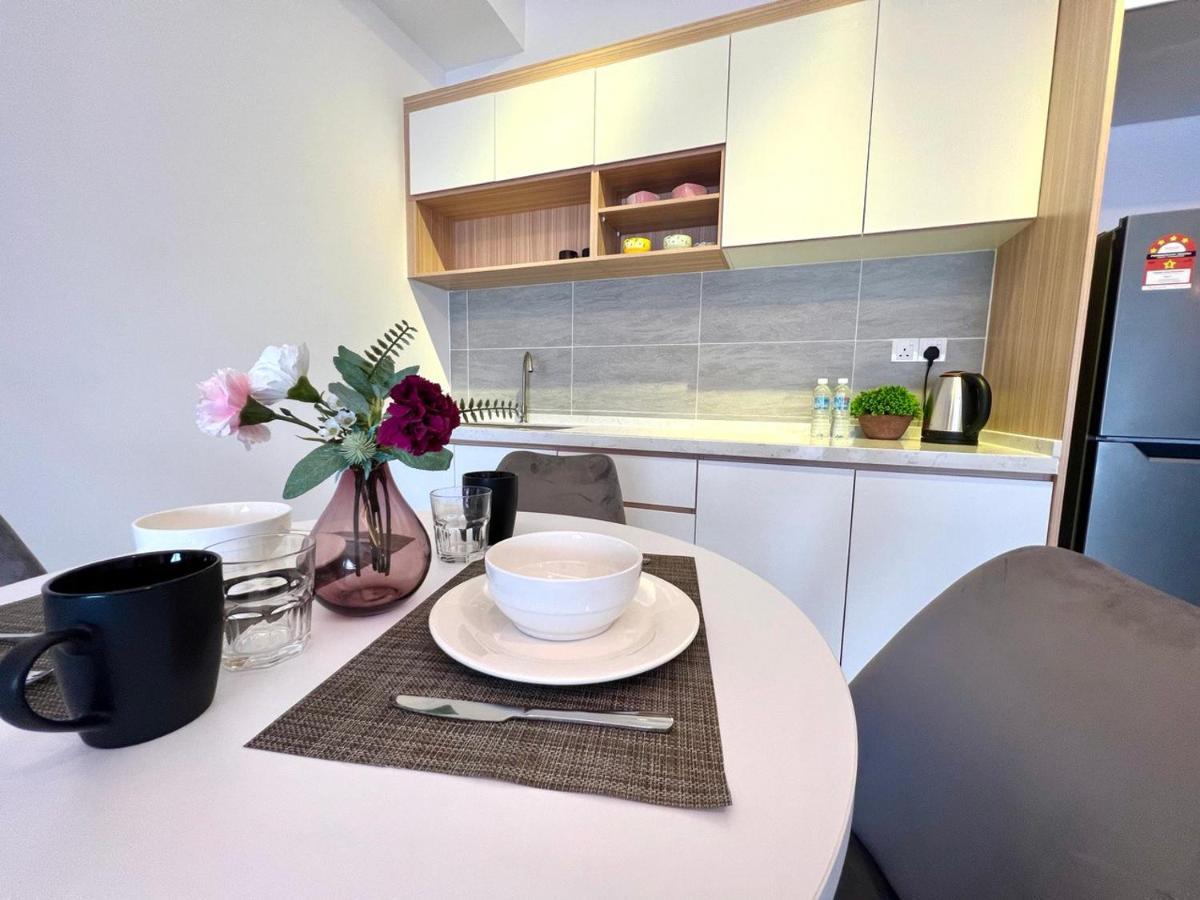 Free Parking # 2 Bed Family Bellsuite - Sepang Klia Kota Warisan Eksteriør bilde