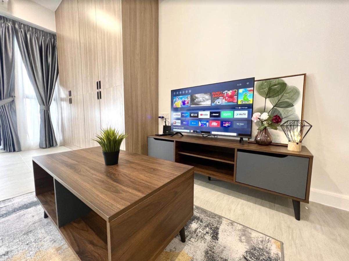 Free Parking # 2 Bed Family Bellsuite - Sepang Klia Kota Warisan Eksteriør bilde