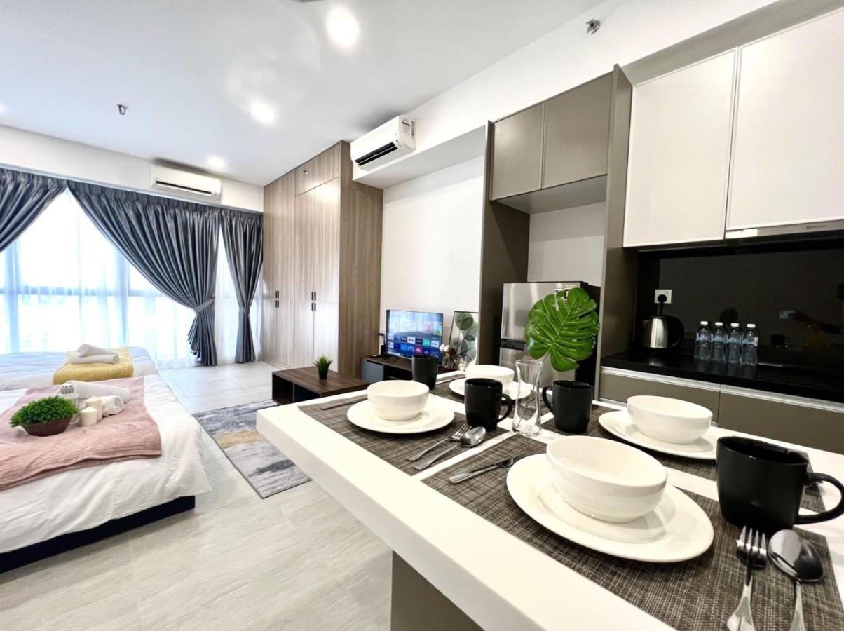 Free Parking # 2 Bed Family Bellsuite - Sepang Klia Kota Warisan Eksteriør bilde