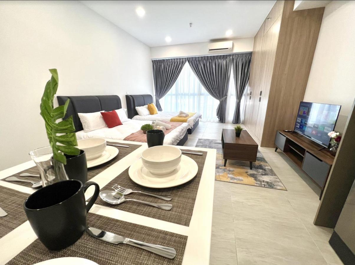 Free Parking # 2 Bed Family Bellsuite - Sepang Klia Kota Warisan Eksteriør bilde